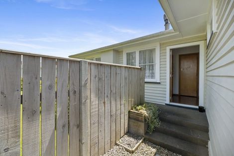 Photo of property in 4 Wera Street, Hawera, 4610