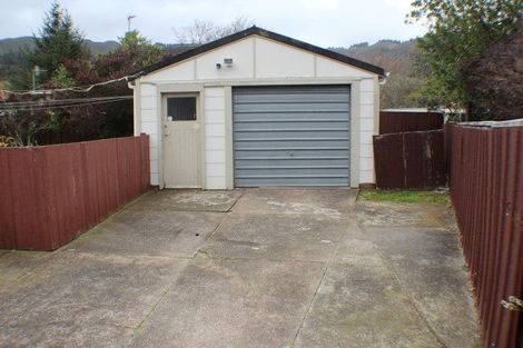 Photo of property in 32 Harris Street, Naenae, Lower Hutt, 5011