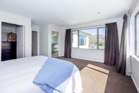 Photo of property in 18 Clutha Place, Wanaka, 9305