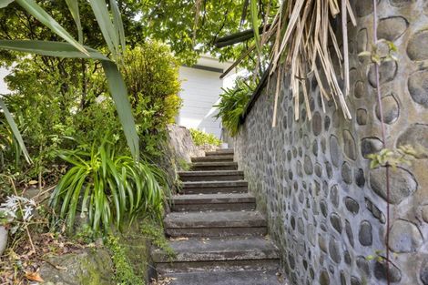 Photo of property in 15 Kauri Street, Inglewood, 4330