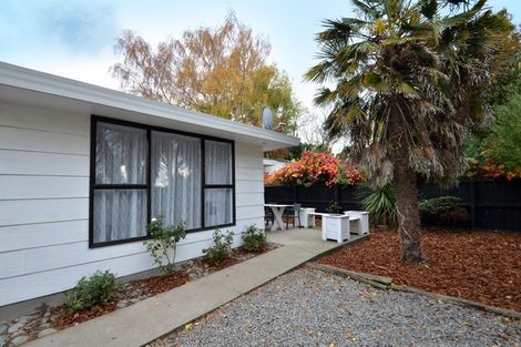 Photo of property in 2/33 Seymour Street, Hornby, Christchurch, 8042