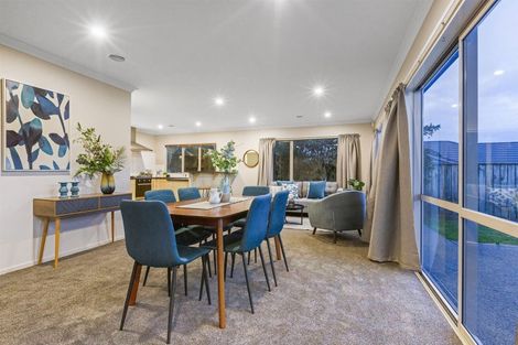 Photo of property in 2 Fiordland Place, Aotea, Porirua, 5024