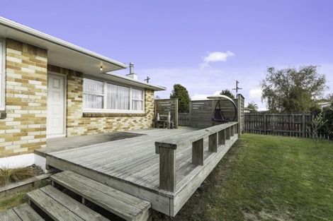 Photo of property in 15 Sunrise Avenue, Owhata, Rotorua, 3010