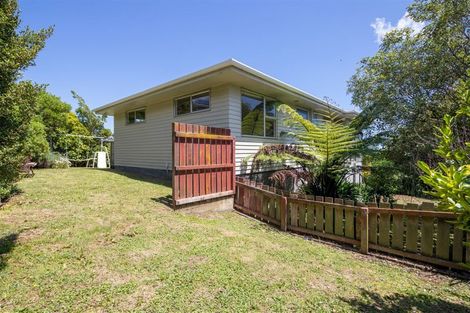 Photo of property in 27 Lomita Road, Johnsonville, Wellington, 6037