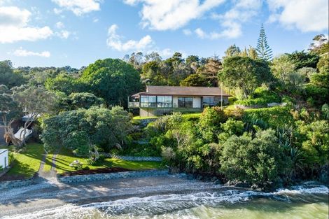 Photo of property in 20 Manganese Point Road, Tamaterau, Whangarei, 0174