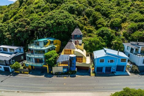 Photo of property in 164 The Esplanade, Houghton Bay, Wellington, 6023