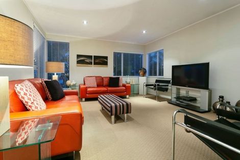 Photo of property in 1/21 Onepoto Road, Hauraki, Auckland, 0622