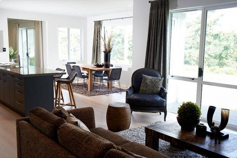 Photo of property in 65 Glenvar Ridge Road, Long Bay, Auckland, 0630