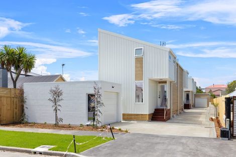 Photo of property in 2/23 Howe Street, New Brighton, Christchurch, 8083