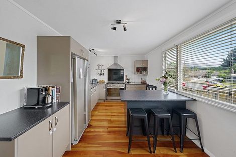 Photo of property in 51 Gillespies Road, Birchville, Upper Hutt, 5018