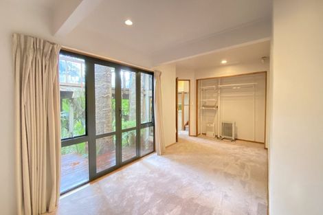 Photo of property in 31 York Road, Titirangi, Auckland, 0604