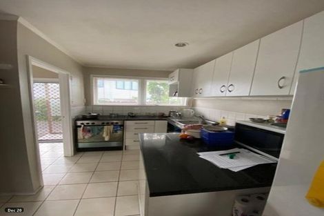 Photo of property in 1/375 Pakuranga Road, Pakuranga Heights, Auckland, 2010