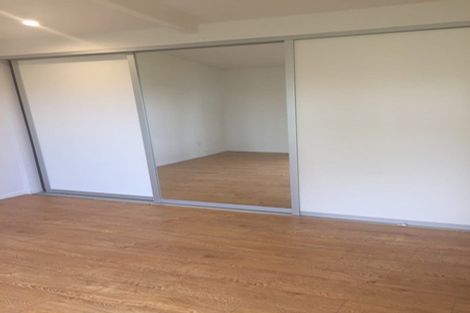 Photo of property in 49 Tawa Road, Kumeu, 0891