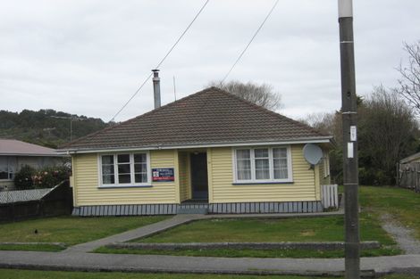 Photo of property in 31 Inverness Street, Dunollie, Runanga, 7803