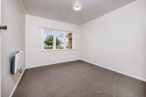 Photo of property in 33 Rollerson Street, Papakura, 2110
