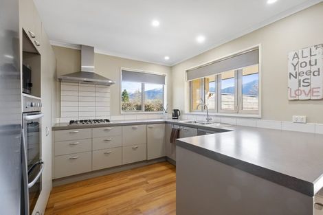 Photo of property in 12 Woodbank Road, Hanmer Springs, 7334