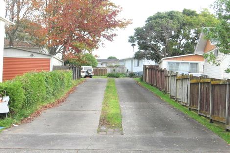 Photo of property in 2/8 Kereru Place, Half Moon Bay, Auckland, 2012