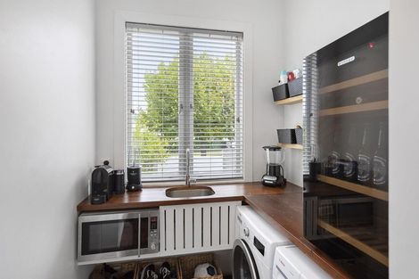 Photo of property in 88 Walker Road, Point Chevalier, Auckland, 1022