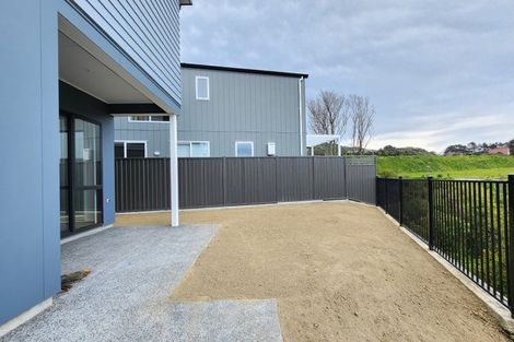 Photo of property in 12 Koreke Close, Kenepuru, Porirua, 5022