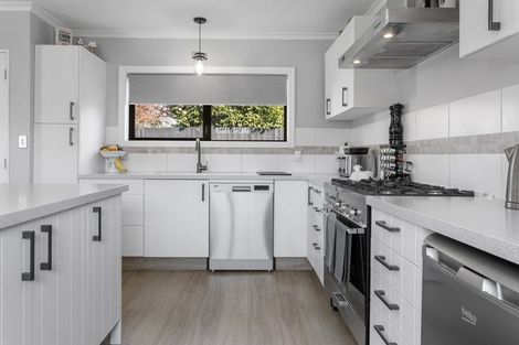 Photo of property in 26 Melford Close, Rangiora, 7400