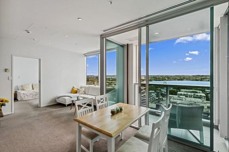 Photo of property in Sentinel Apartments, 1605/3 Northcroft Street, Takapuna, Auckland, 0622
