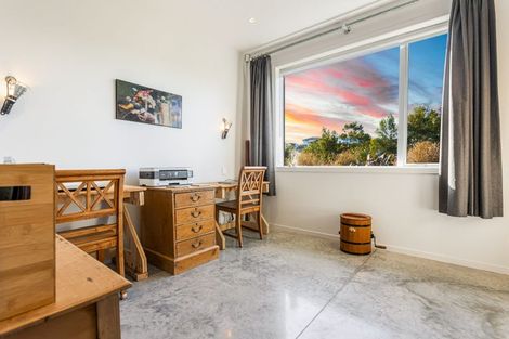 Photo of property in 75 Riverhead Point Drive, Riverhead, 0820