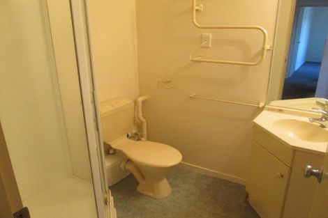 Photo of property in 12a Kiteroa Terrace, Rothesay Bay, Auckland, 0630