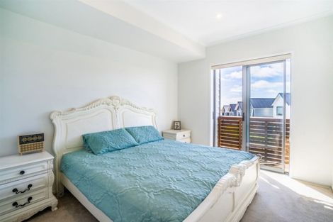 Photo of property in 82 Caldera Drive, Long Bay, Auckland, 0630