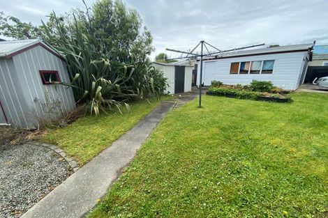 Photo of property in 2 Rata Street, Tokomaru, Palmerston North, 4474