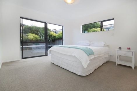 Photo of property in 8 Vintage Drive, Henderson, Auckland, 0612