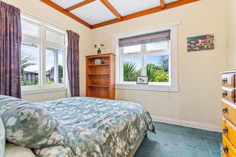 Photo of property in 40 Rangatira Road, Birkenhead, Auckland, 0626