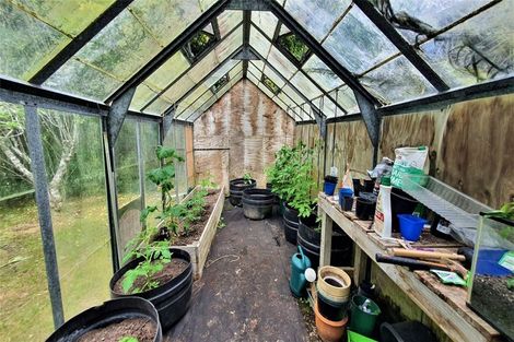 Photo of property in 21 Naumai Road, Tauhoa, Warkworth, 0984