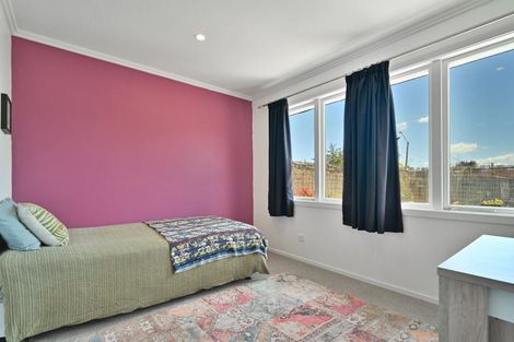 Photo of property in 12 O'connell Place, Havelock North, 4130