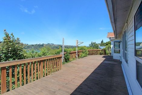 Photo of property in 32 Adderley Terrace, Ravensbourne, Dunedin, 9022