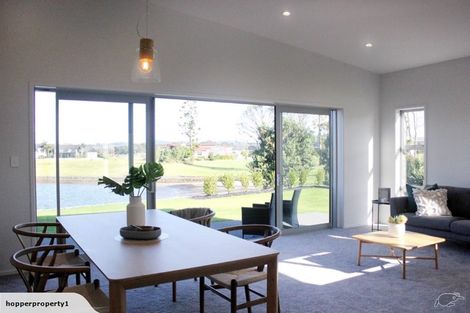 Photo of property in 6 Poaka Place, One Tree Point, 0118