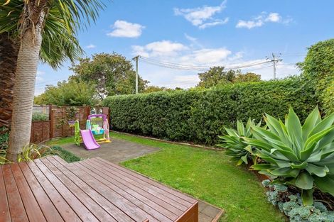 Photo of property in 2/9 Bowling Avenue, Epsom, Auckland, 1023