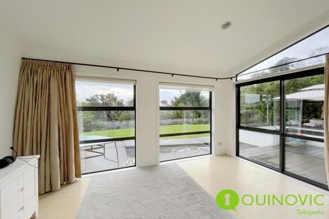 Photo of property in 114 Kittiwake Drive, Schnapper Rock, Auckland, 0632