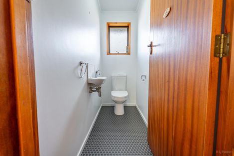 Photo of property in 12 Timaru Road, Waimate, 7924