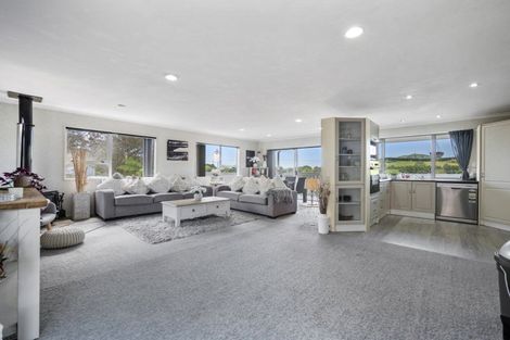 Photo of property in 8 Ranginui Road, Welcome Bay, Tauranga, 3112