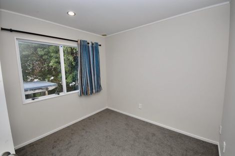 Photo of property in 2/30 Bruce Road, Glenfield, Auckland, 0629
