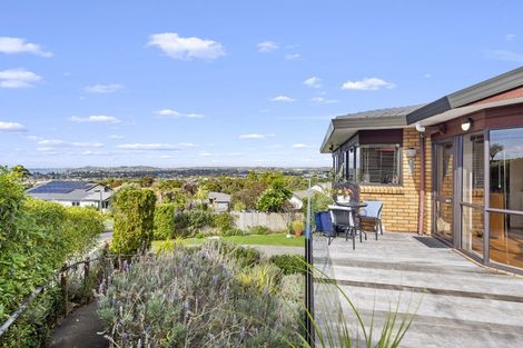 Photo of property in 1 Ascot Way, Orewa, 0931