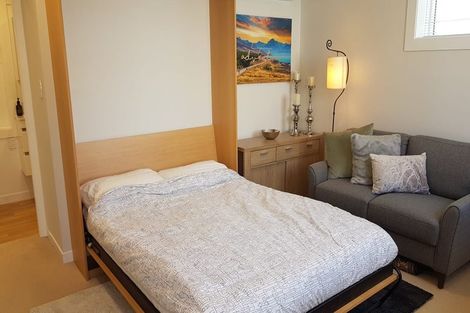 Photo of property in 83 Pirie Street, Mount Victoria, Wellington, 6011