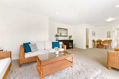Photo of property in 299b Glengarry Road, Glen Eden, Auckland, 0602