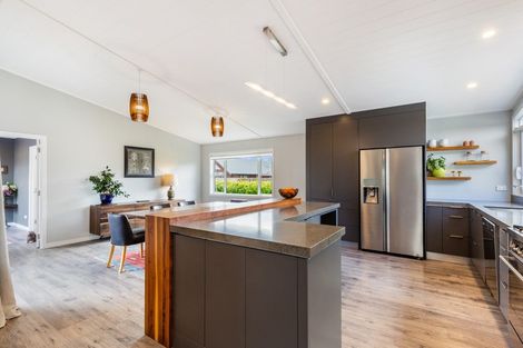 Photo of property in 18 Lakemere Way, Kinloch, Taupo, 3377