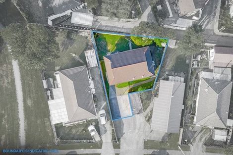 Photo of property in 2/239 Waitemata Drive, Ranui, Auckland, 0612