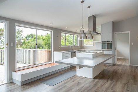 Photo of property in 16 Hickson Street, Featherston, 5710