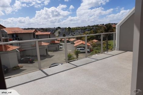 Photo of property in Santa Rosa, 17/340 Gulf Harbour Drive, Gulf Harbour, Whangaparaoa, 0930