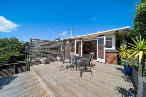 Photo of property in 96 Easther Crescent, Kew, Dunedin, 9012