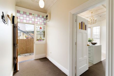 Photo of property in 67 Hargest Crescent, Saint Kilda, Dunedin, 9012