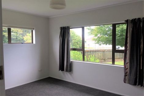 Photo of property in 66 Mako Mako Road, Levin, 5510